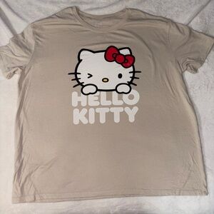 Hybrid & Company Beige Hello Kitty T-Shirt with Red Bow
